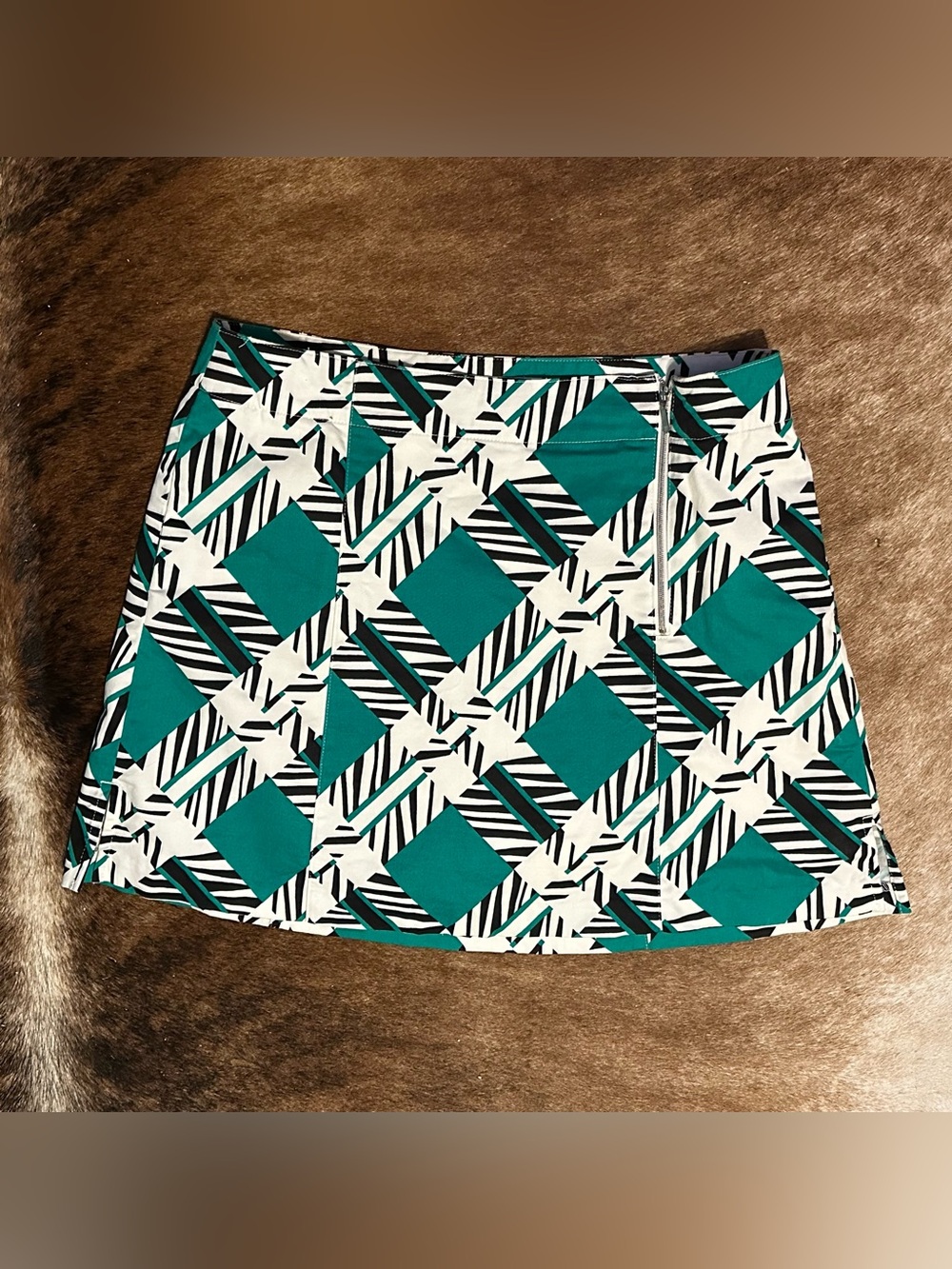 Lady Hagen Teal Black White Geometric Golf Skort